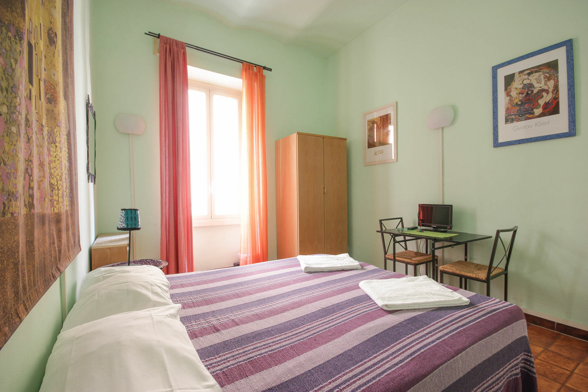 Hotel Sixbeds Rzym Zewnętrze zdjęcie